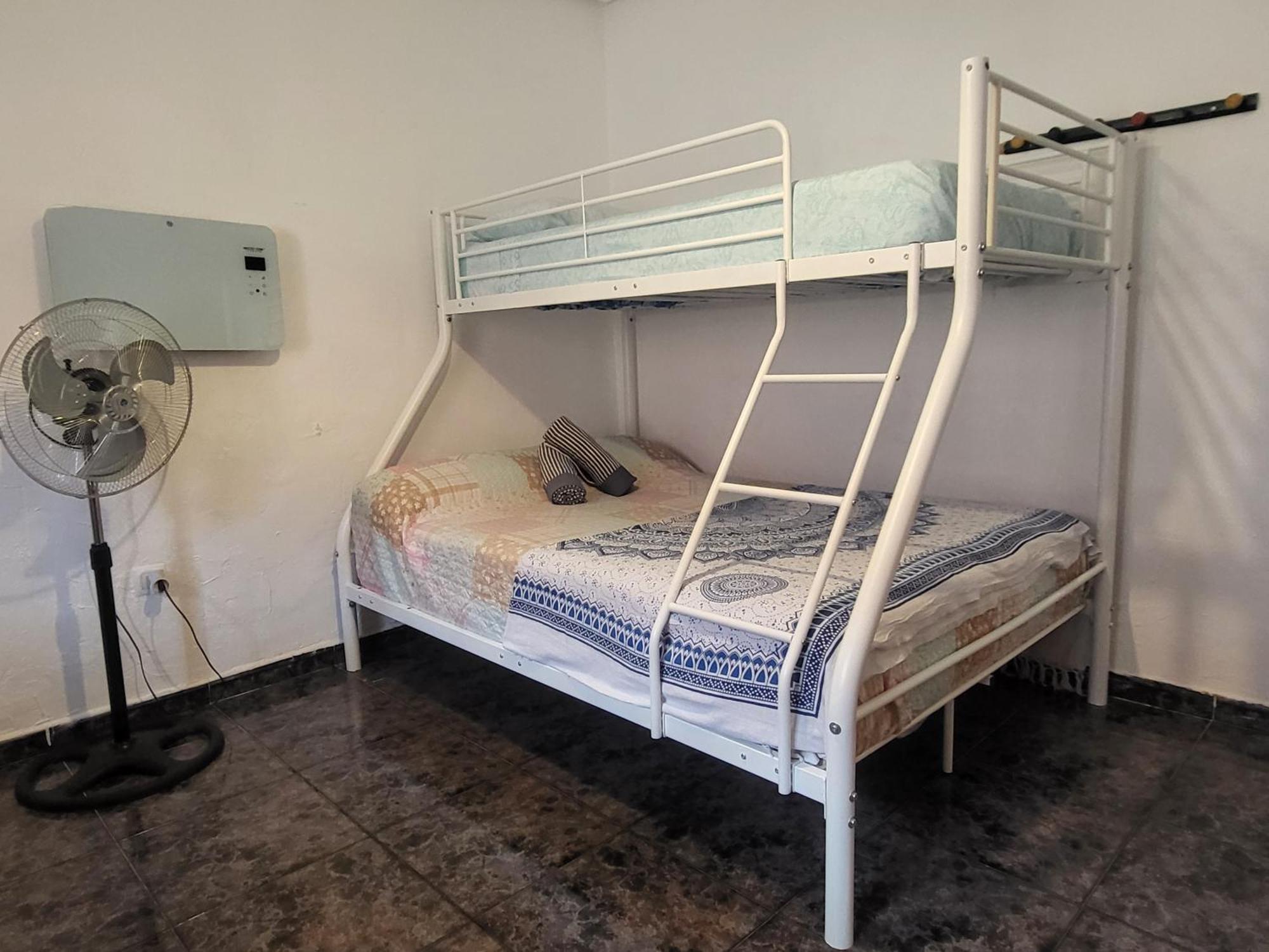 Casa Oasis Puertollano, Una Casa Rural En Puertollano, Agradable, Con Piscina En Zona Tranquila Экстерьер фото