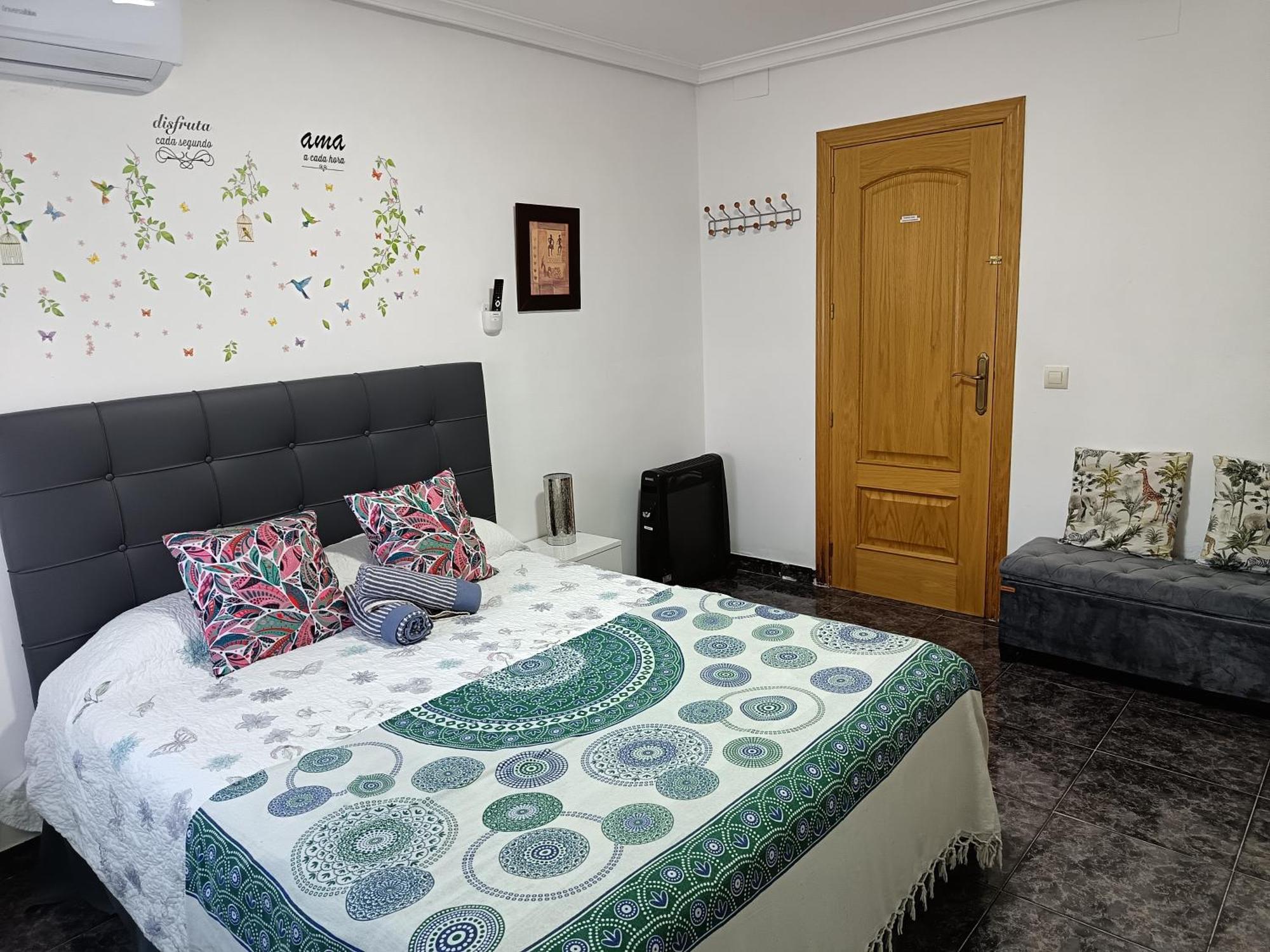 Casa Oasis Puertollano, Una Casa Rural En Puertollano, Agradable, Con Piscina En Zona Tranquila Экстерьер фото