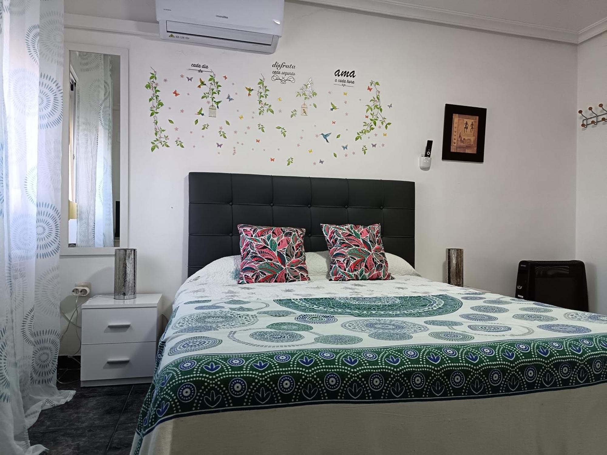 Casa Oasis Puertollano, Una Casa Rural En Puertollano, Agradable, Con Piscina En Zona Tranquila Экстерьер фото